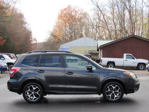 Used 2014 Subaru Forester 2.0XT Touring image 12