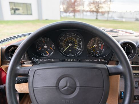 Used 1987 Mercedes-Benz 560 SL image 64