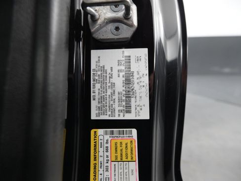 Used 2018 Ford Mustang GT Premium image 24