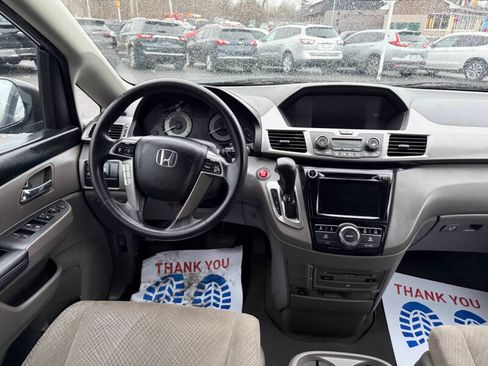 Used 2016 Honda Odyssey SE image 12