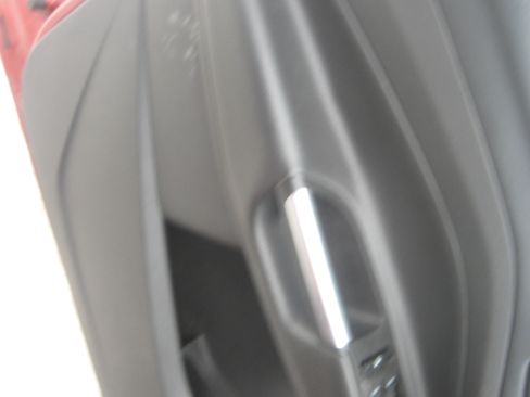 Used 2015 Ford Escape SE image 9