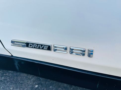Used 2015 BMW X1 sDrive28i w/ PREMIUM PACKAGE RWD image 12