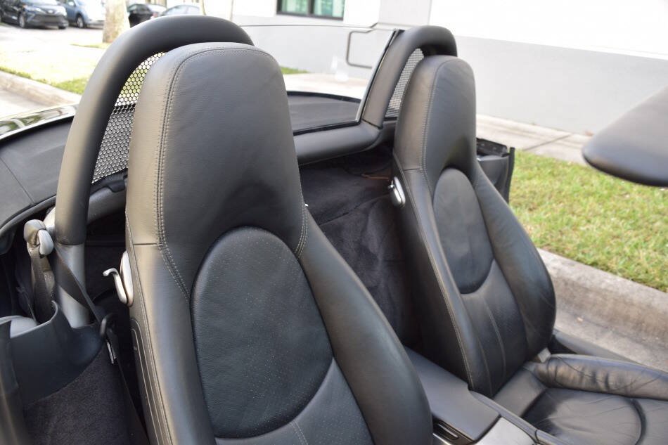 Used 2006 Porsche Boxster RWD image 52