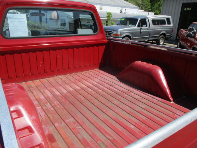 Used 1991 Dodge D/W Truck 150 AWD/4WD image 9