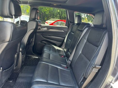 Used 2014 Jeep Grand Cherokee 4WD Overland image 21
