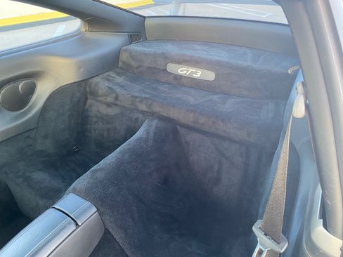 Used 2004 Porsche 911 GT3 image 5