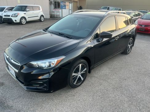 Used 2019 Subaru Impreza 2.0i Premium Hatchback AWD/4WD image 1