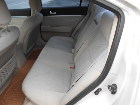 Used 2008 Mitsubishi Galant ES image 13