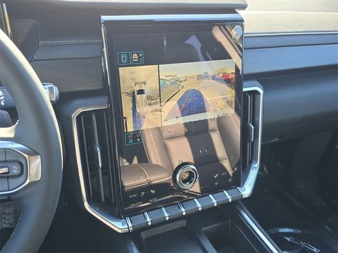 New 2026 GMC Acadia Elevation image 21