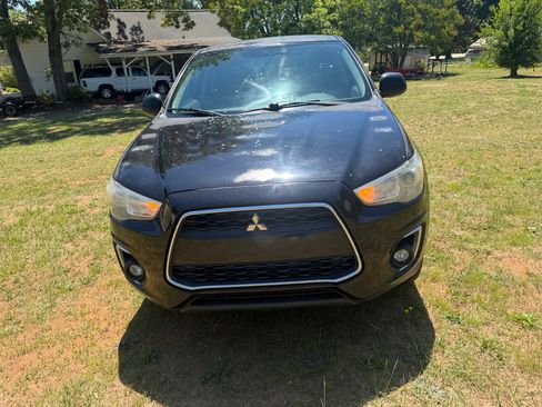 Used 2014 Mitsubishi Outlander Sport FWD ES image 26