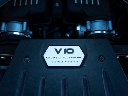 Used 2015 Lamborghini Huracan LP 610-4 image 12