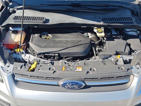 Used 2014 Ford Escape SE image 17