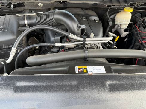 Used 2018 RAM 1500 Classic Express image 11