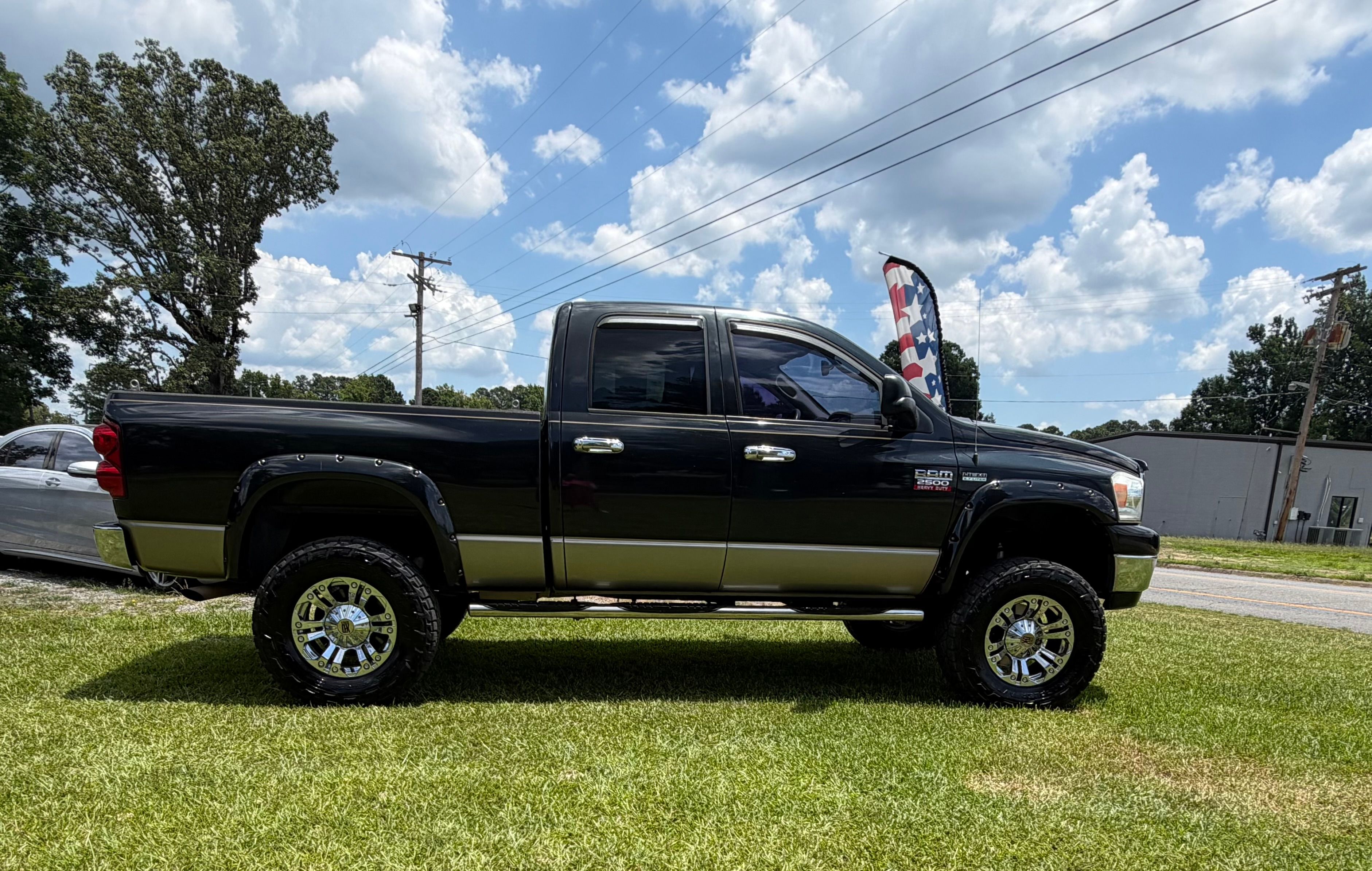 Used 2009 Dodge Ram 2500 Truck 4x4 Quad Cab image 2