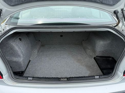 Used 2003 BMW 325i Sedan RWD image 24