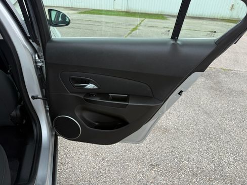 Used 2011 Chevrolet Cruze Eco FWD image 66