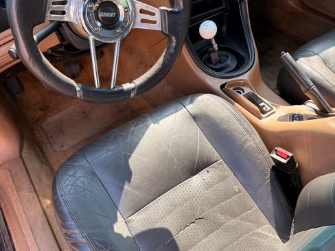 Used 1994 Ford Mustang GT RWD image 3