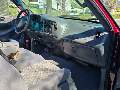 Used 2003 Ford F150 XLT image 26