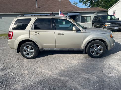 Used 2012 Ford Escape 4WD Limited image 6