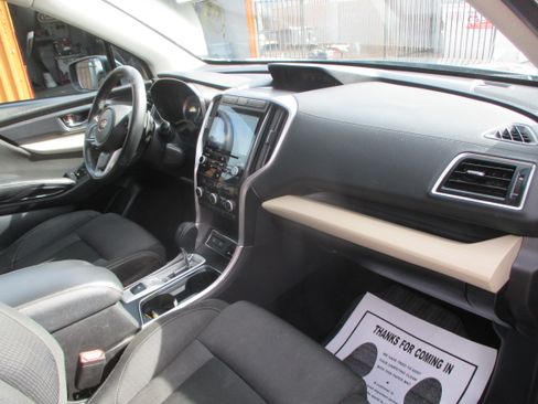 Used 2020 Subaru Ascent Premium image 4