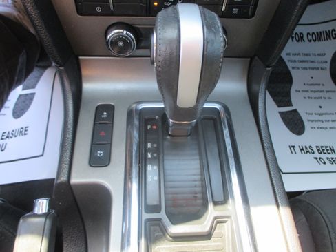 Used 2014 Ford Mustang image 6