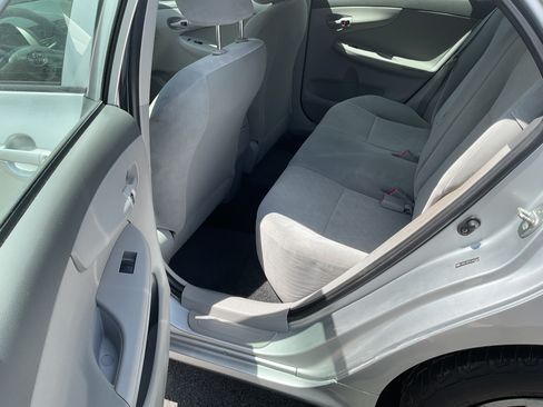Used 2009 Toyota Corolla LE FWD image 12
