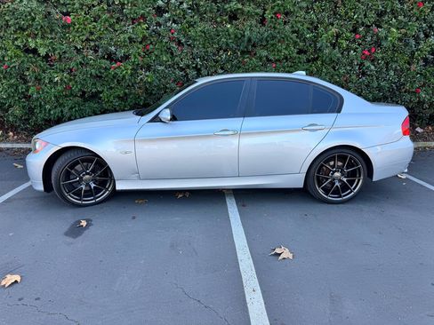 Used 2008 BMW 328xi image 3