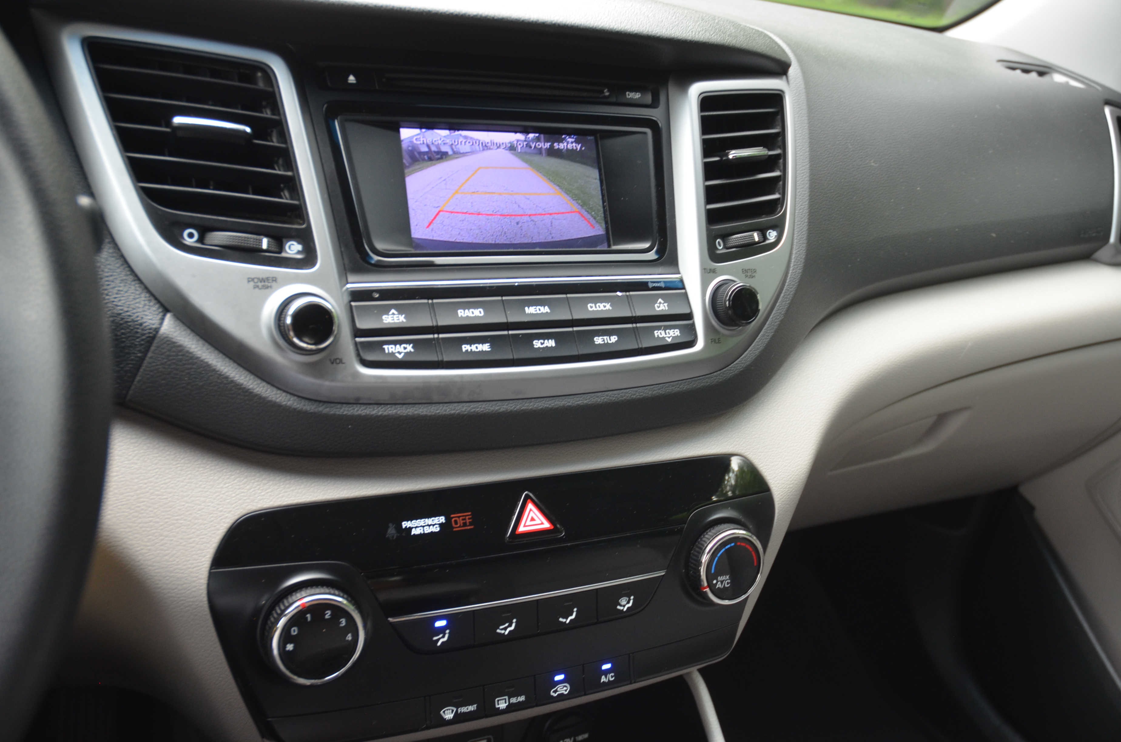 Used 2017 Hyundai Tucson AWD SE image 16