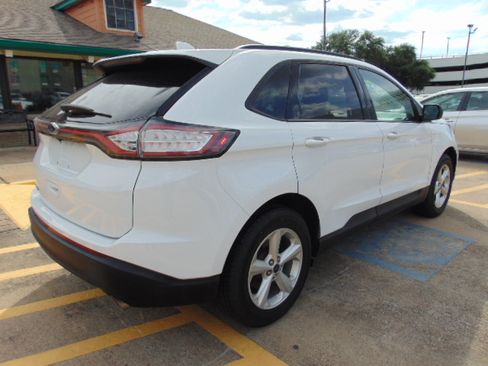 Used 2015 Ford Edge SE image 9