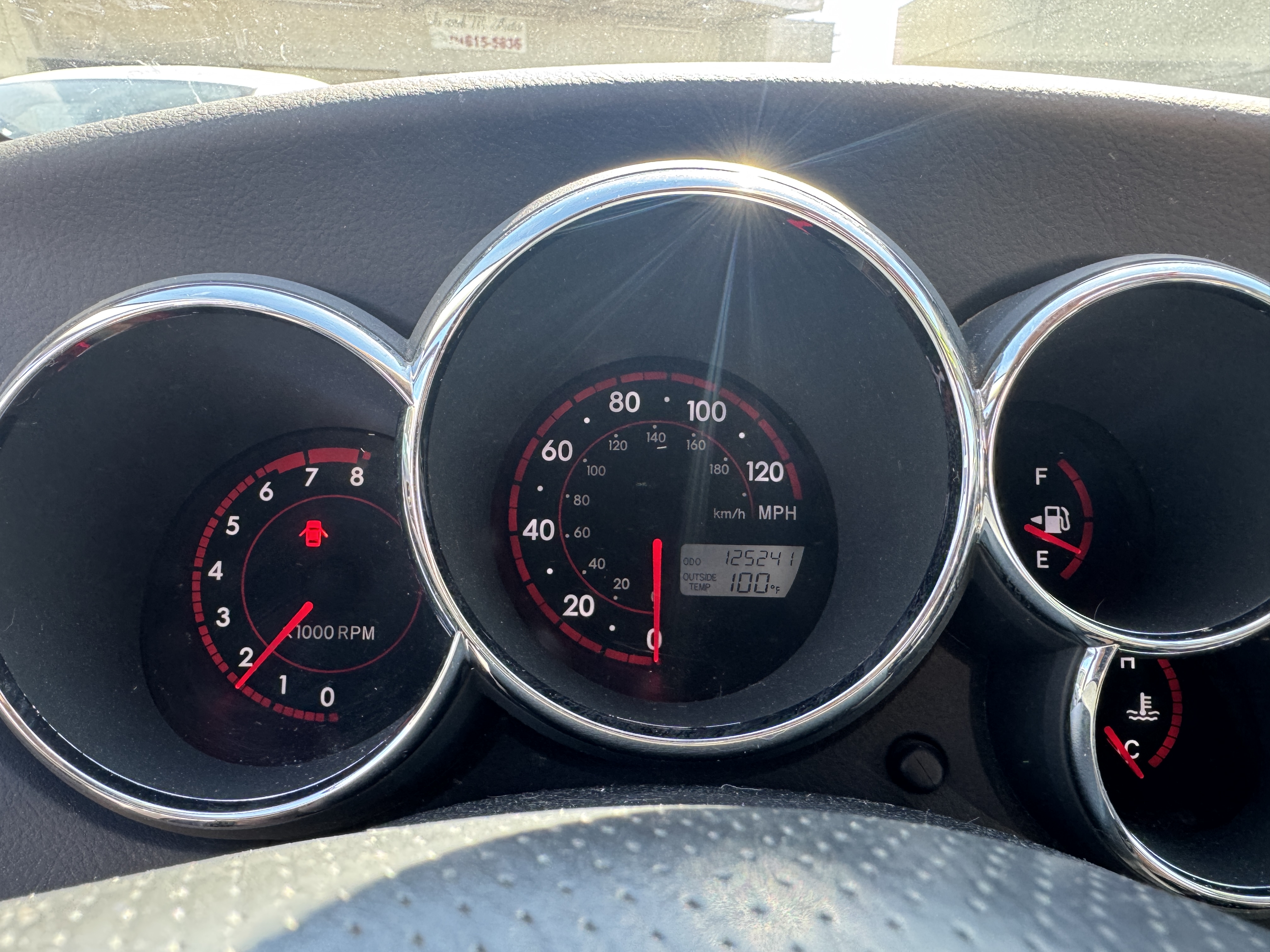 Used 2006 Pontiac Vibe UNAVAIL FWD image 25
