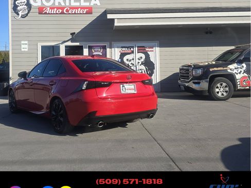 Used 2016 Lexus IS 200t image 5