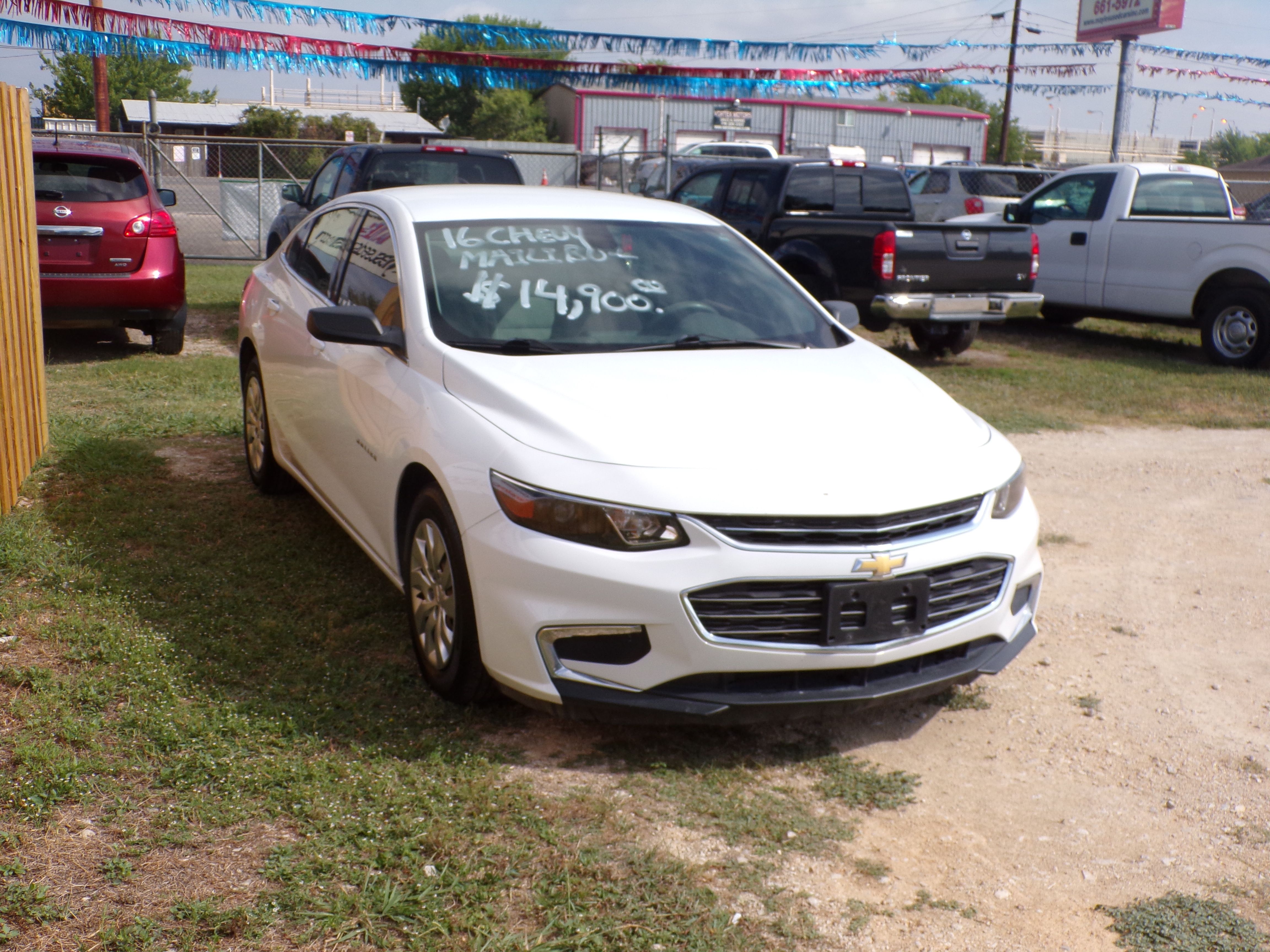 Used 2016 Chevrolet Malibu L FWD image 4