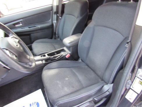 Used 2013 Subaru XV Crosstrek 2.0i Premium image 14