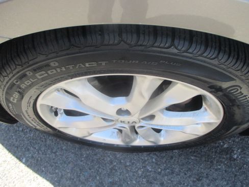 Used 2013 Kia Optima EX image 18