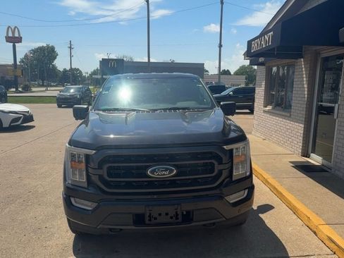Used 2023 Ford F150 XLT image 4