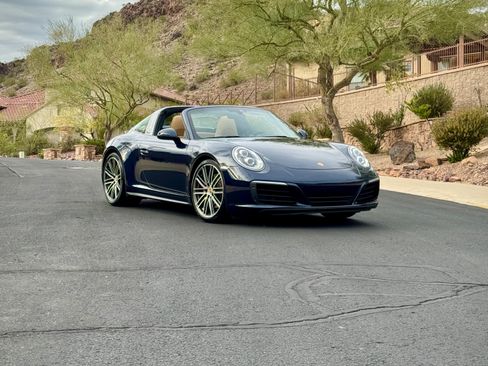 Used 2019 Porsche 911 Targa 4S image 51
