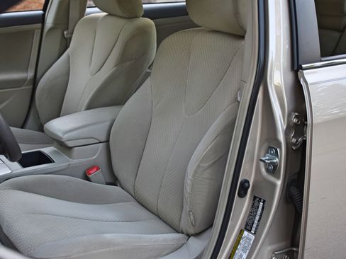 Used 2007 Toyota Camry LE FWD image 33