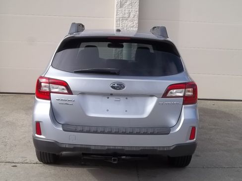 Used 2015 Subaru Outback 2.5i Premium image 5
