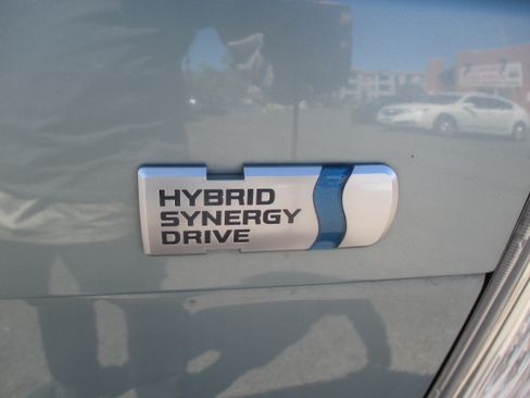 Used 2012 Toyota Prius Two image 12