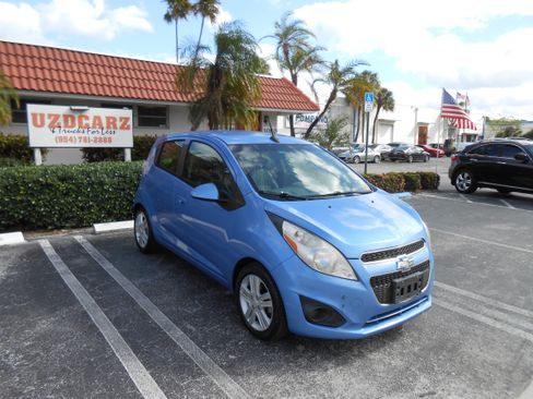 Used 2014 Chevrolet Spark LT image 8