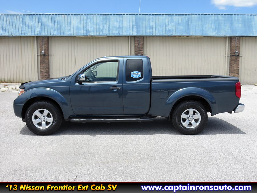 Used 2013 Nissan Frontier King Cab SV RWD image 16