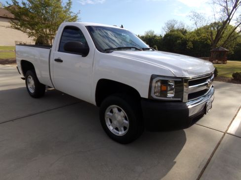 Used 2007 Chevrolet Silverado 1500 W/T RWD image 7