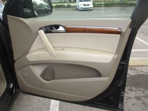 Used 2008 Audi Q7 3.6 Premium image 18