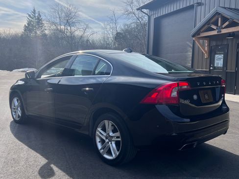 Used 2015 Volvo S60 T5 Premier image 5