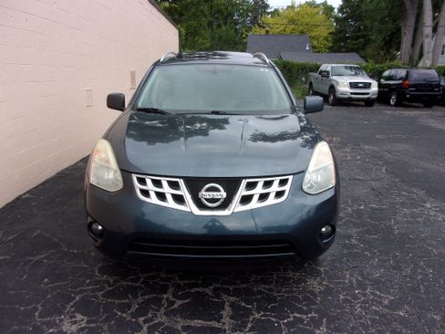 Used 2013 Nissan Rogue AWD SV w/ Premium Package image 2