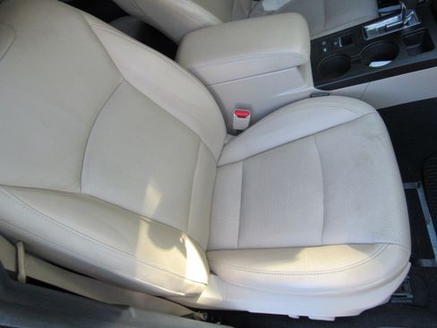 Used 2015 Subaru Outback 3.6R Limited AWD/4WD image 17