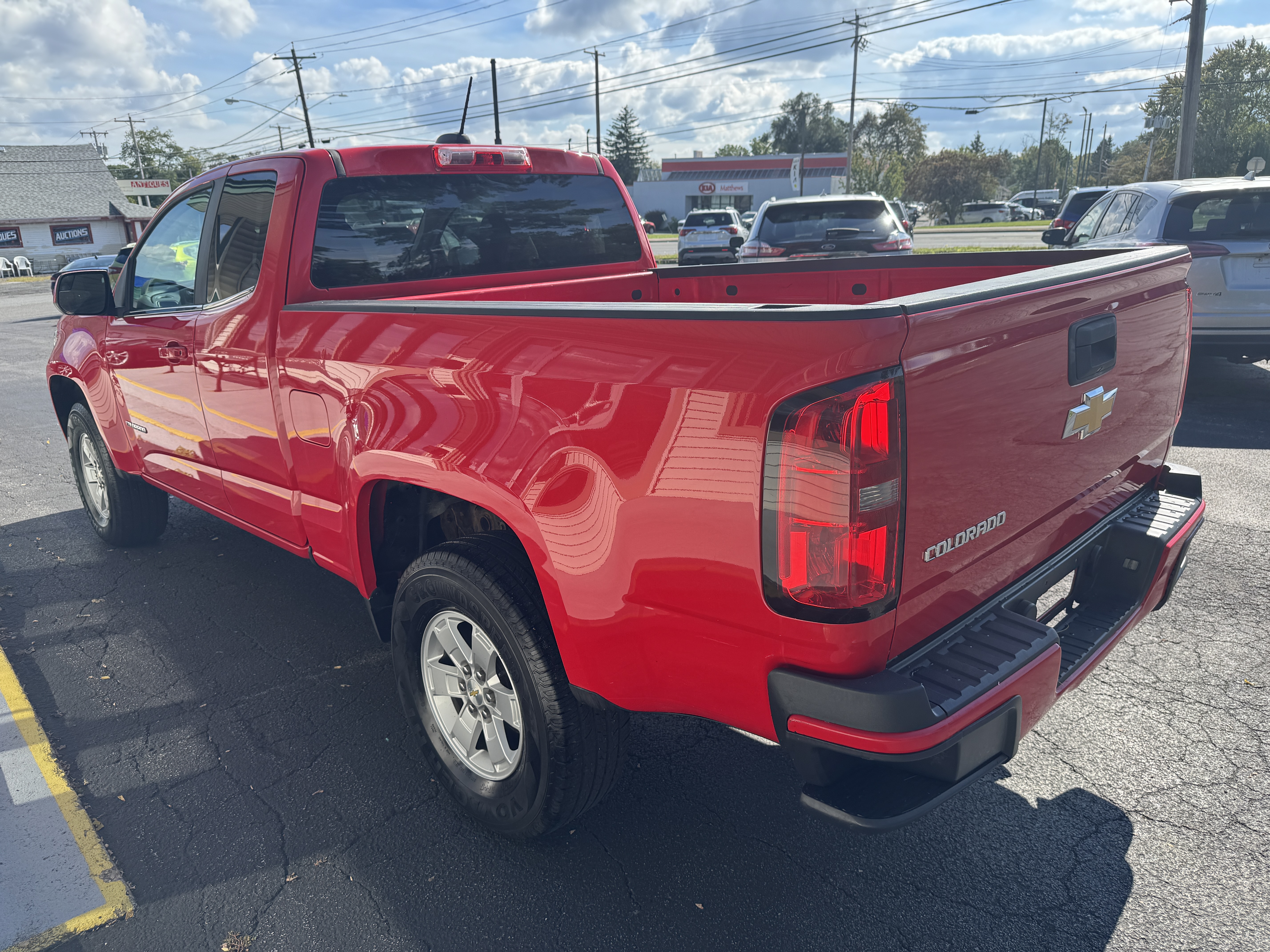 Used 2015 Chevrolet Colorado 2WD Extended Cab W/T image 4