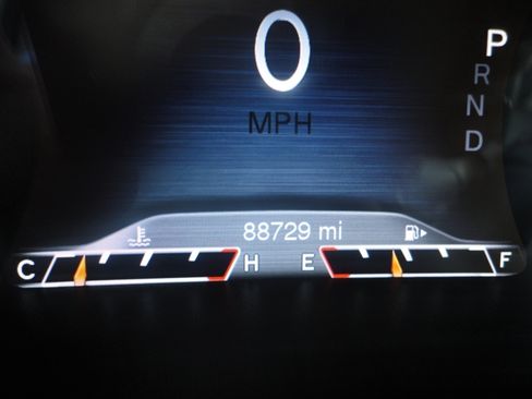 Used 2017 Jeep Cherokee Limited image 13