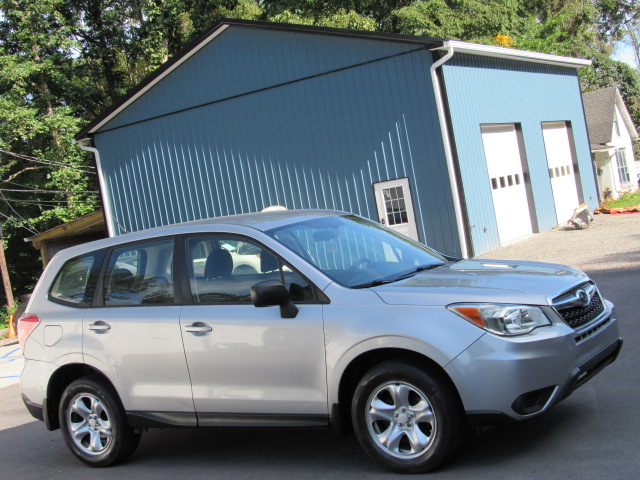 Used 2014 Subaru Forester 2.5i AWD/4WD image 13