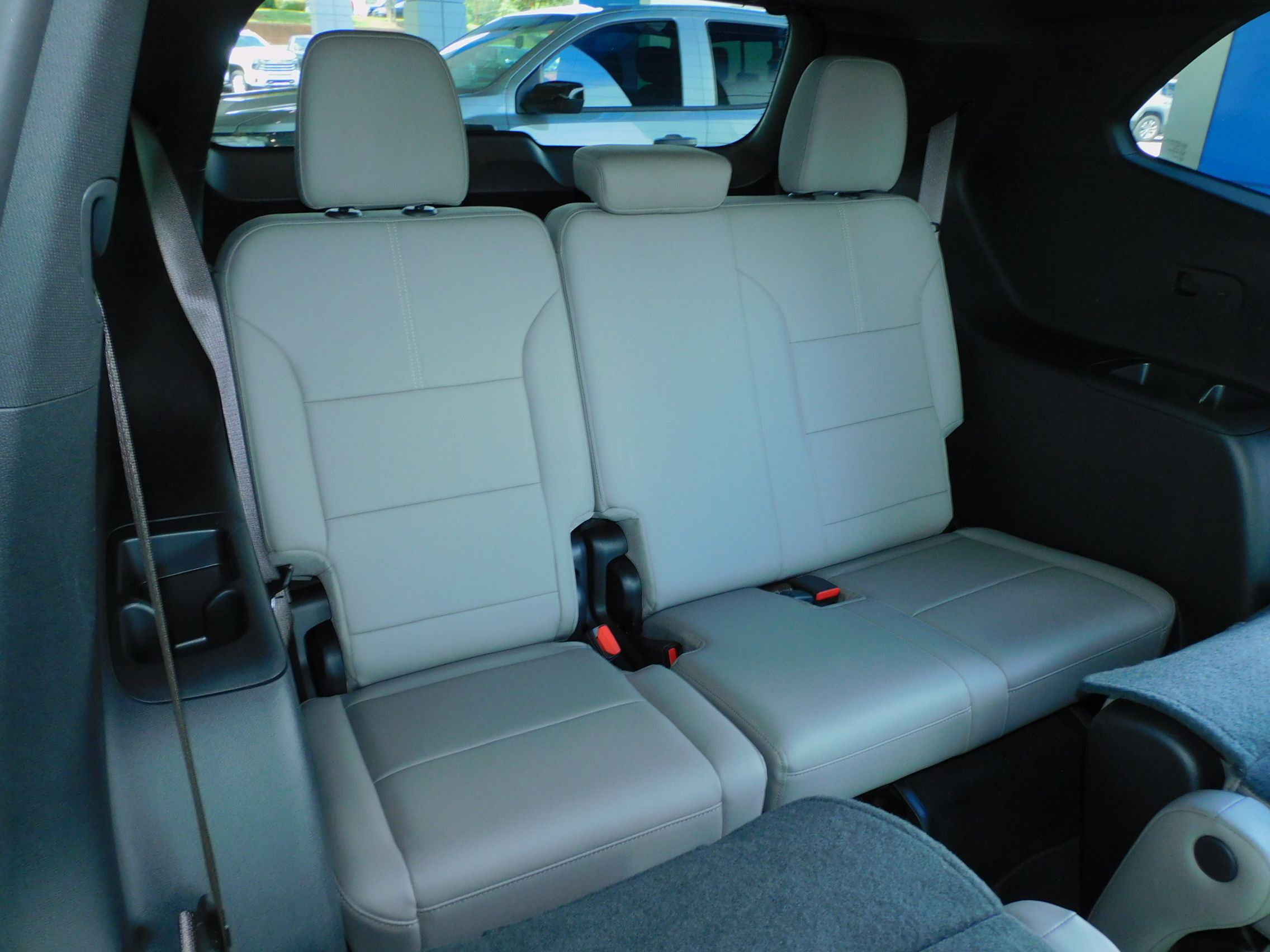 Used 2026 GMC Acadia FWD Elevation image 20